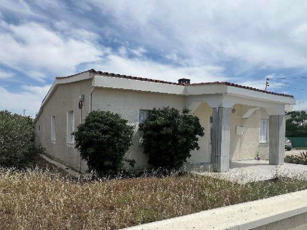 House - Pano Deftera, Nicosia