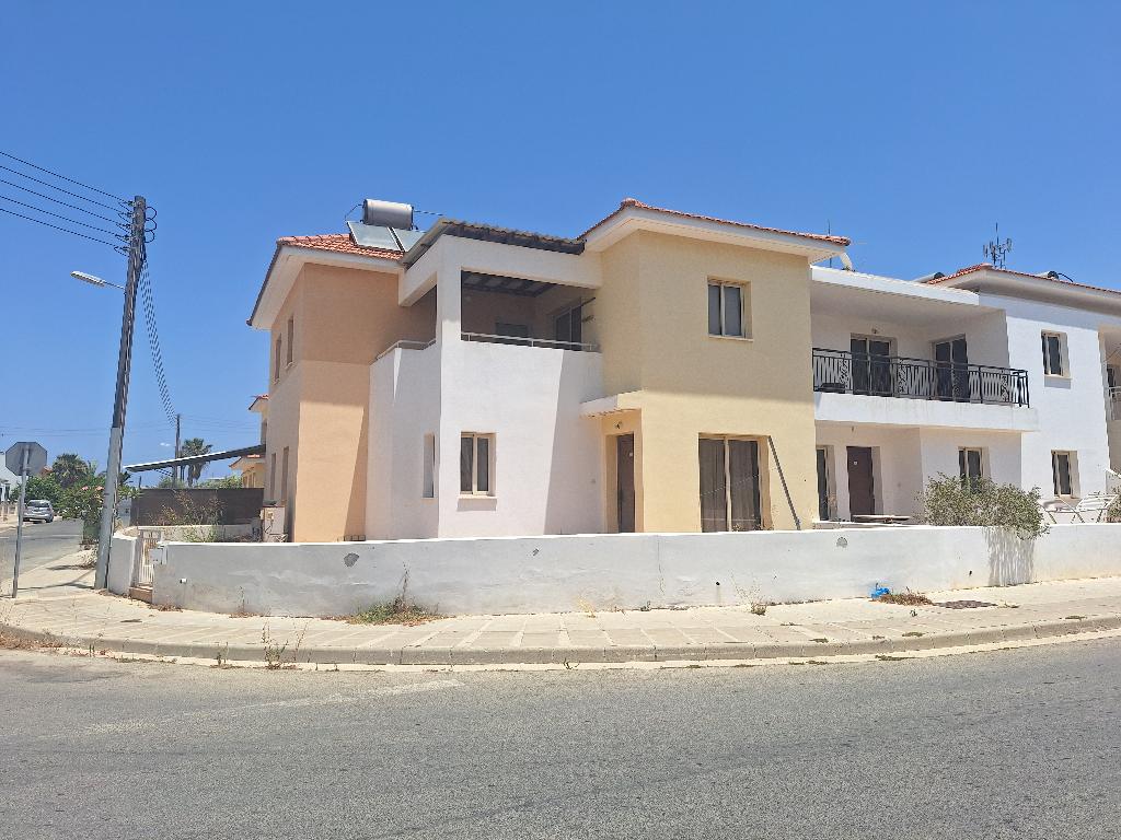 Flat-Paralimni-CP10277