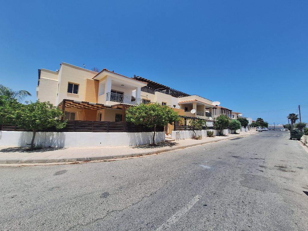 Flat-Paralimni-CP10277
