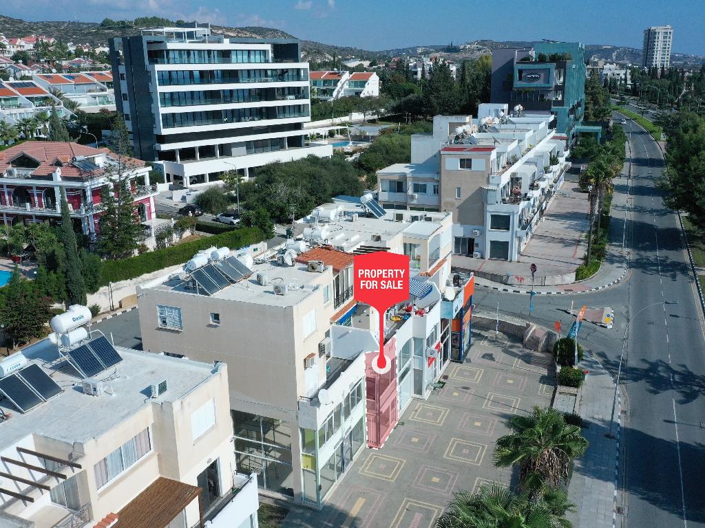Shop - Neapoli, Limassol-Limassol Municipality