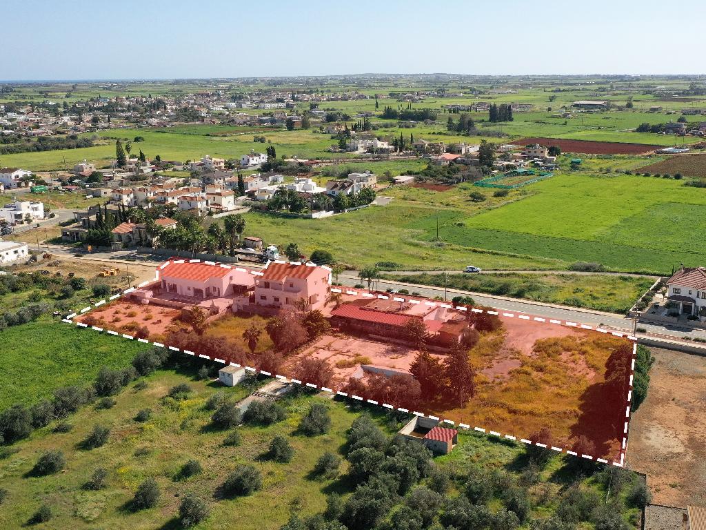 Field-Avgorou-PR34004