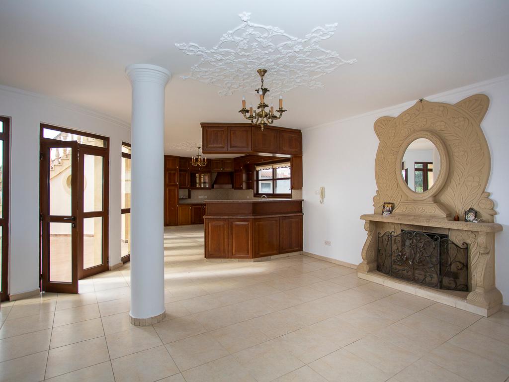 Detached house-Ypsonas-PR40712