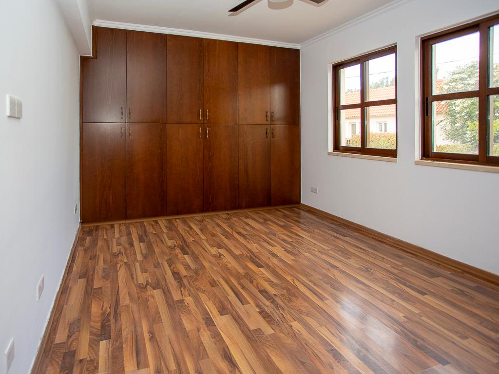 Detached house-Ypsonas-PR40712