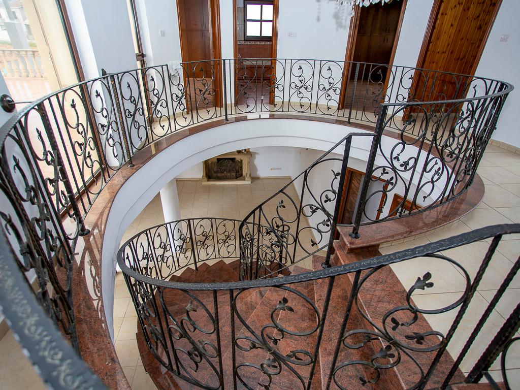 Detached house-Ypsonas-PR40712