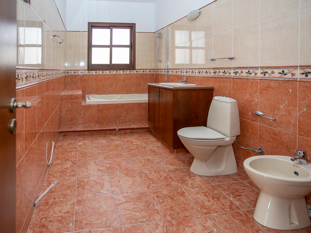 Detached house-Ypsonas-PR40712