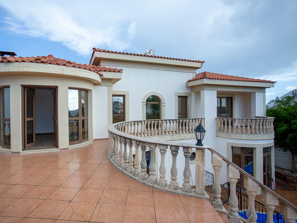 Detached house-Ypsonas-PR40712