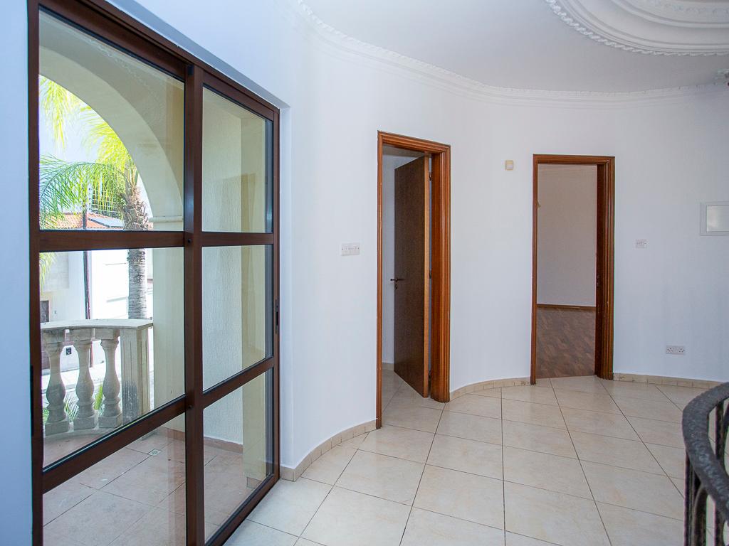 Detached house-Ypsonas-PR40712