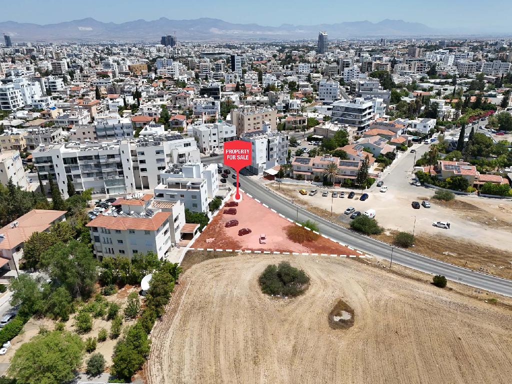 Field-Strovolos-PR43370