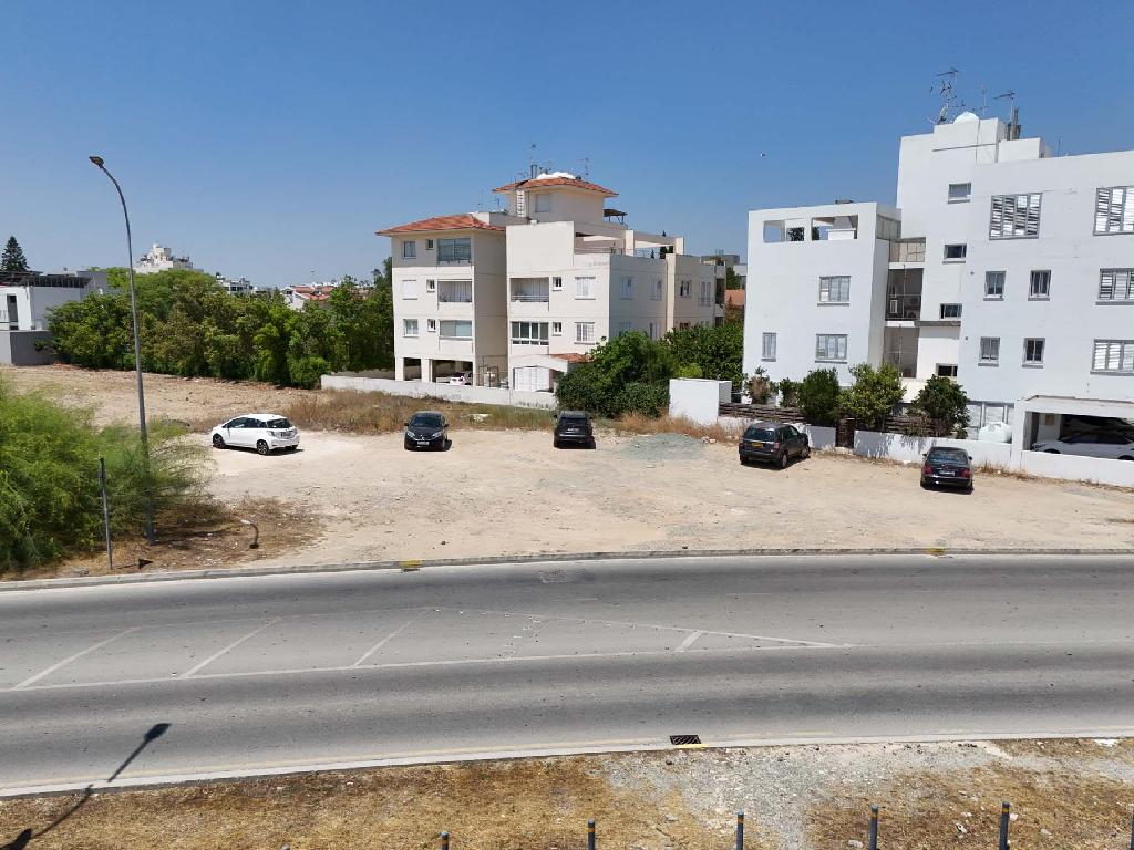 Field-Strovolos-PR43370