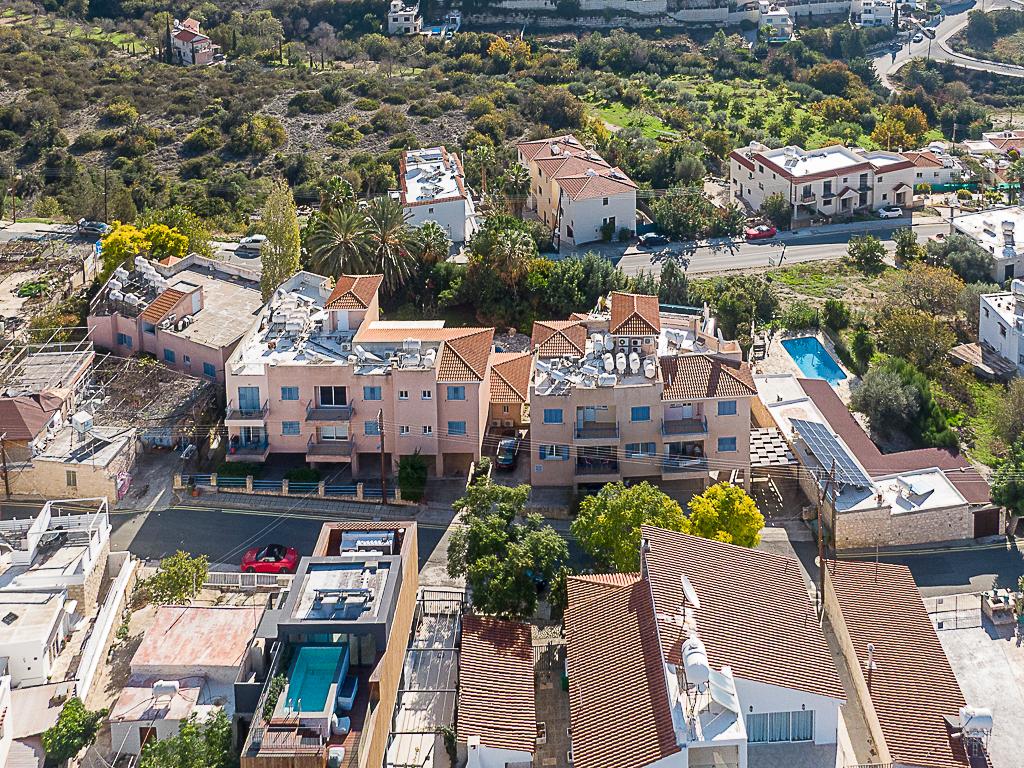 Detached house-Tala-PR44019