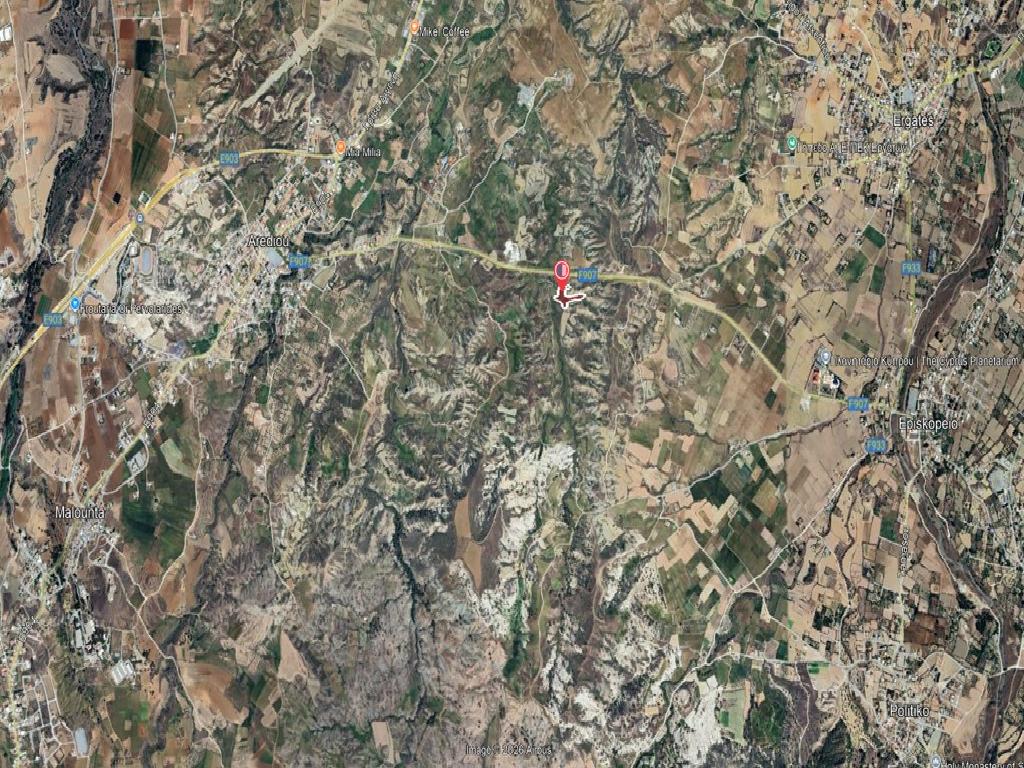 Field - Arediou, Nicosia
