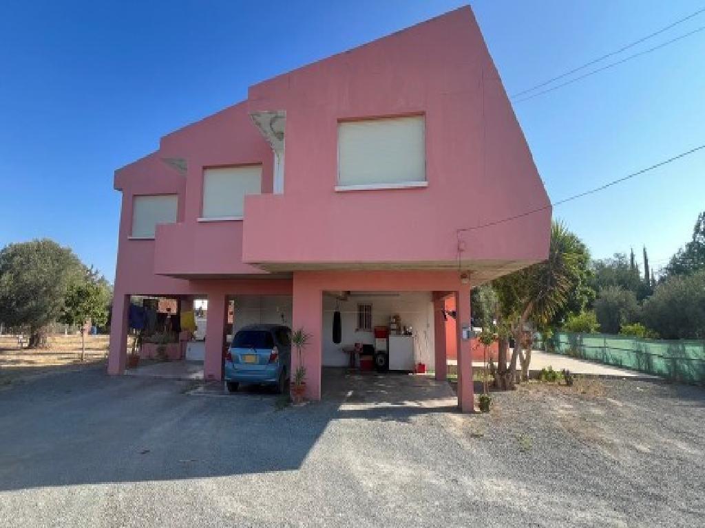 House - Pano Deutera, Nicosia