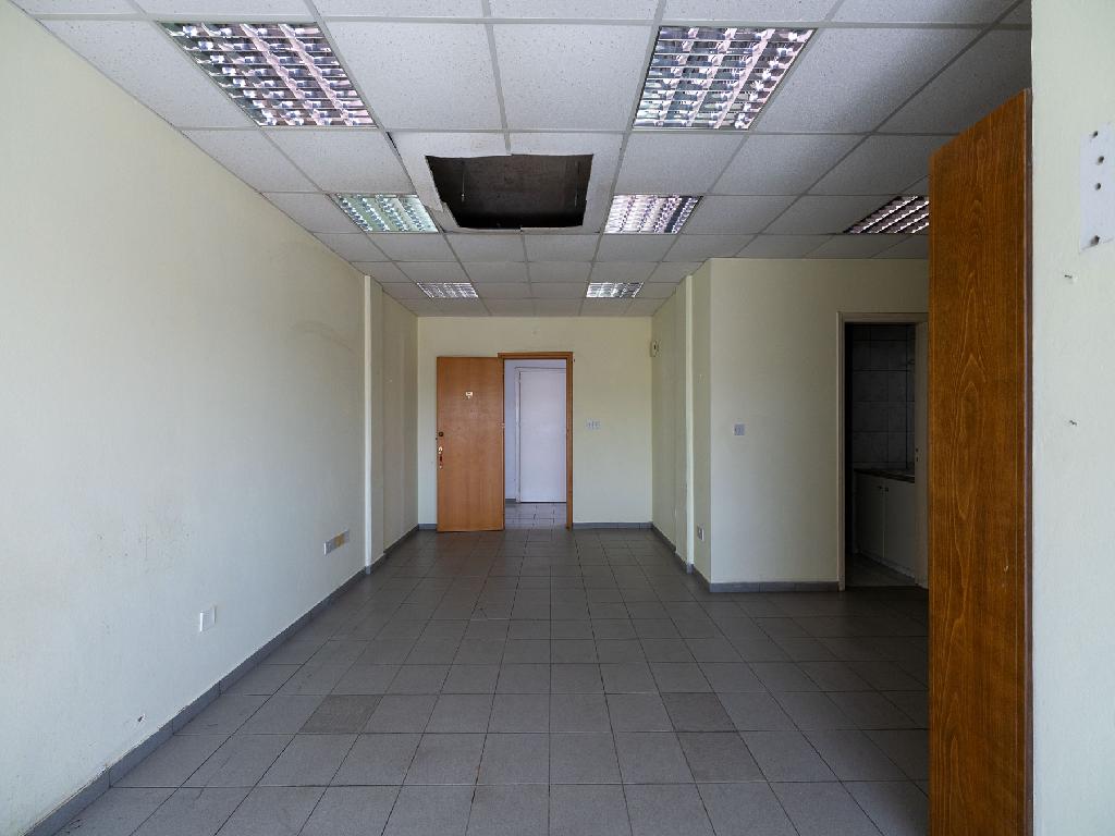 Office-Lakatameia-PR40885