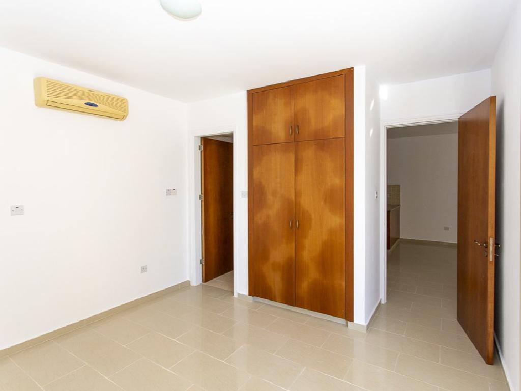 Flat-Pegeia-PR41026