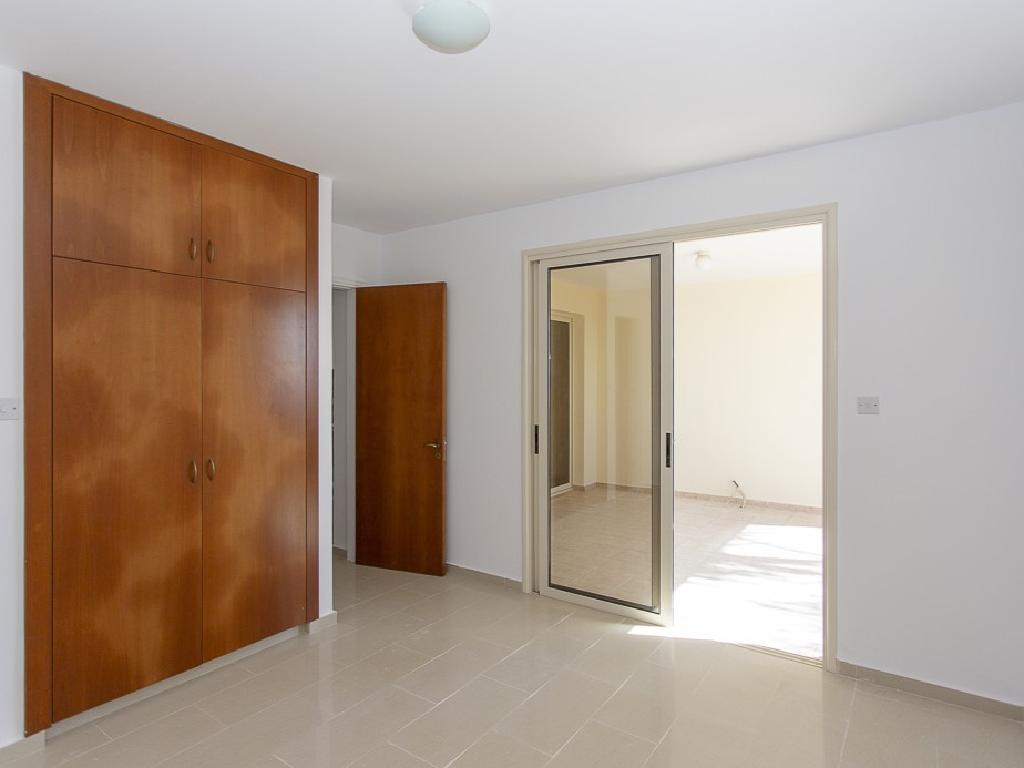 Flat-Pegeia-PR41026