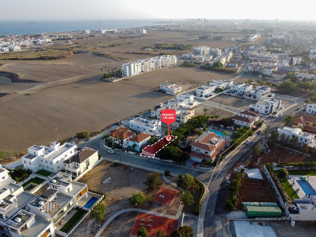 Plot - Livadia, Larnaca