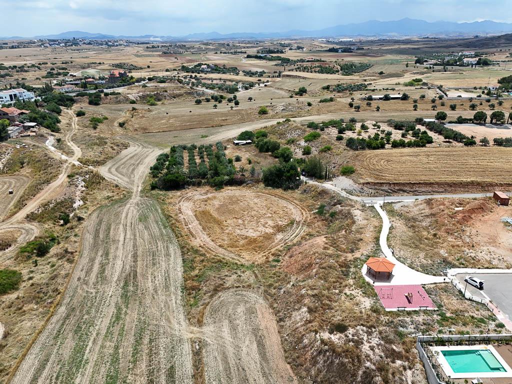 Field-Latsia-PR15013