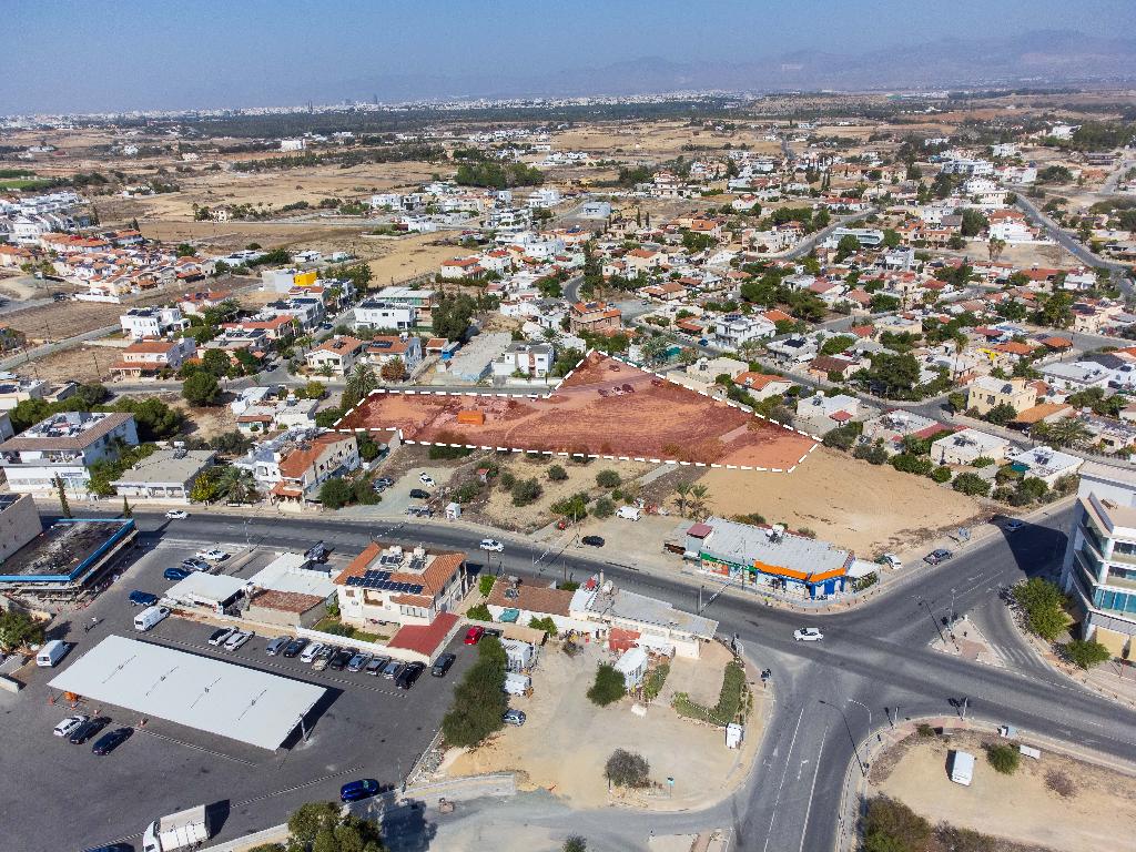 Field - Geri, Nicosia