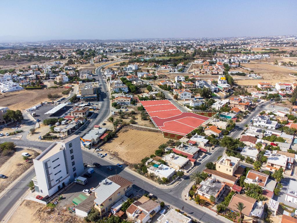 Field - Geri, Nicosia