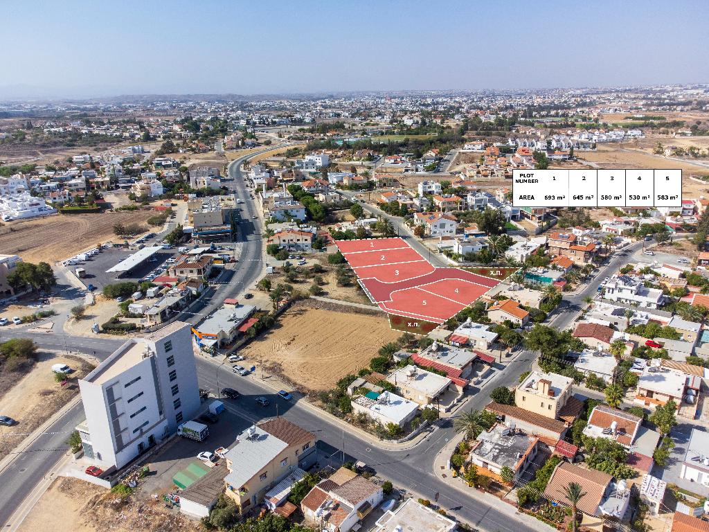 Field - Geri, Nicosia