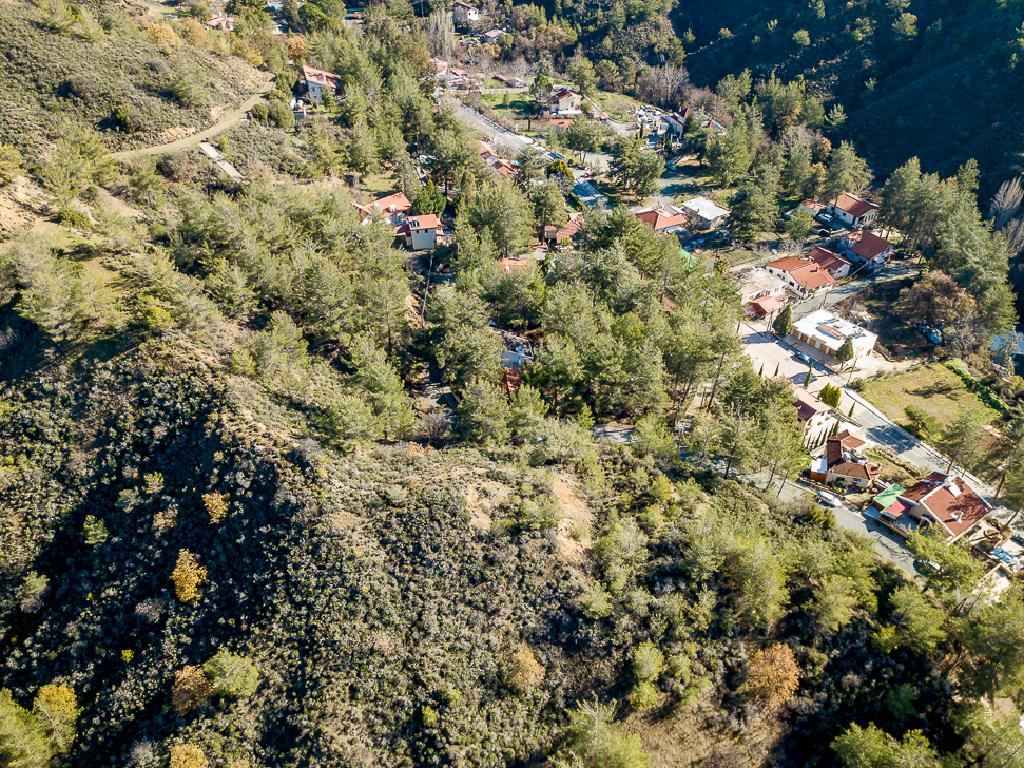 Plot - Kato Platres, Limassol