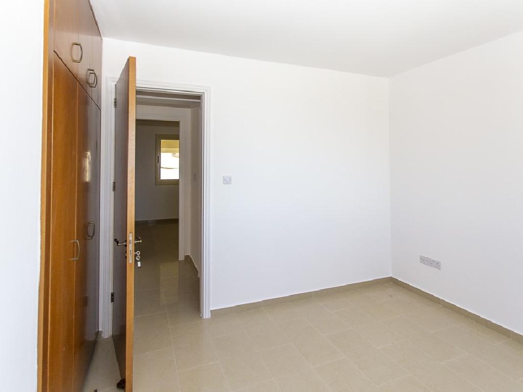 Flat-Pegeia-PR41685