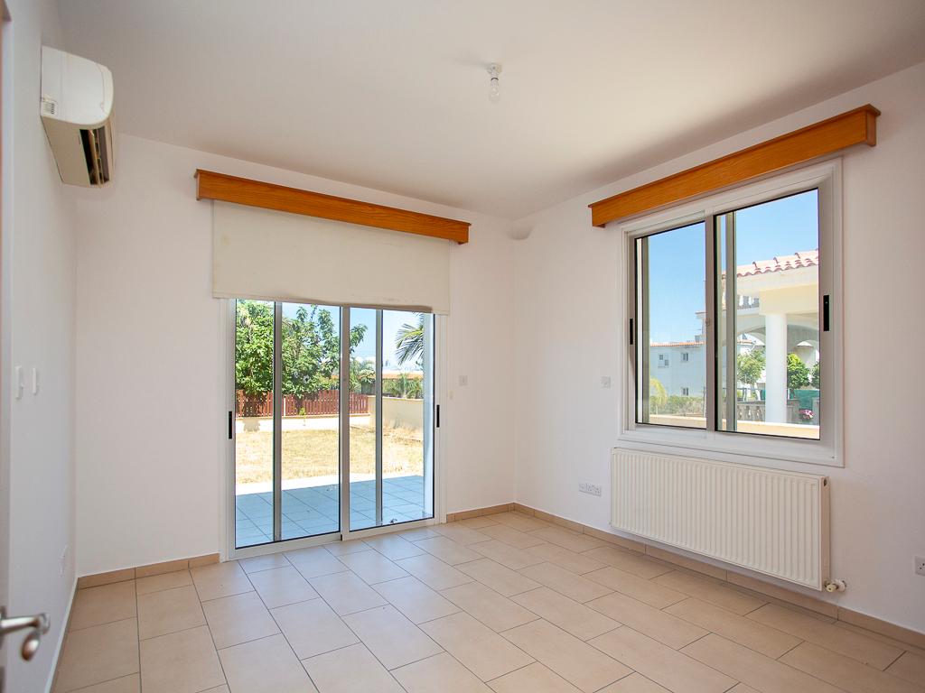 Detached house-Argaka-PR42647
