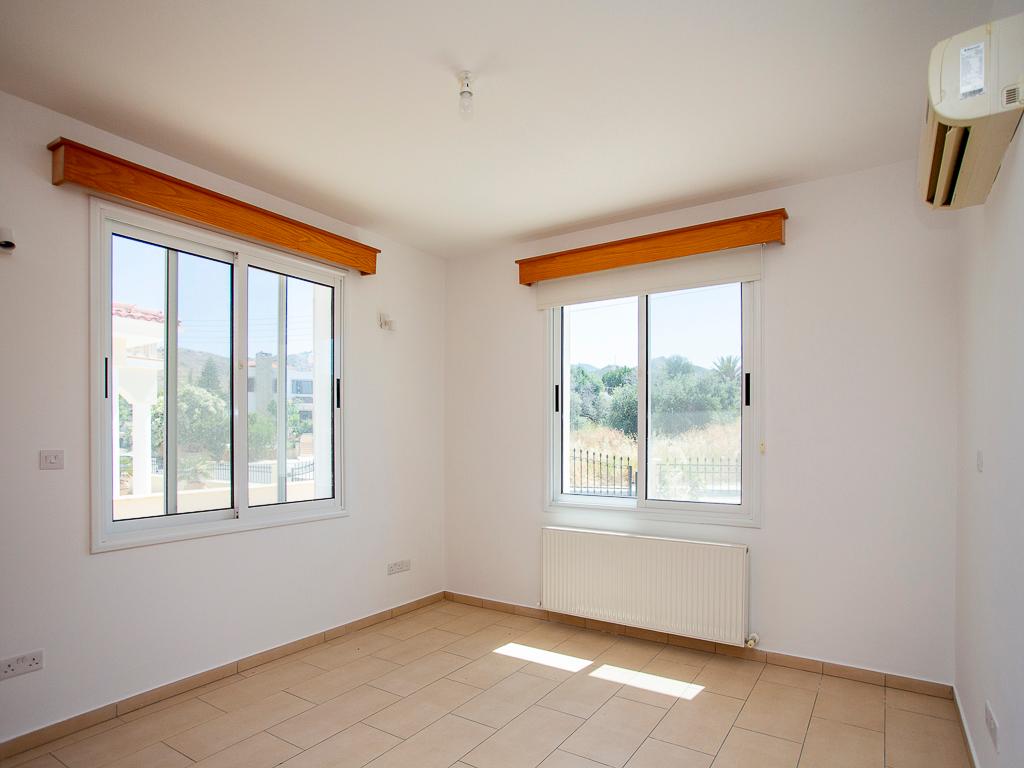 Detached house-Argaka-PR42647