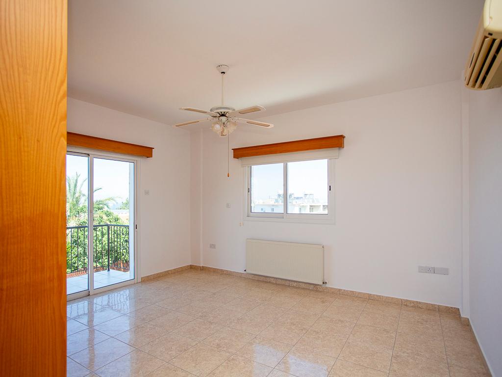 Detached house-Argaka-PR42647