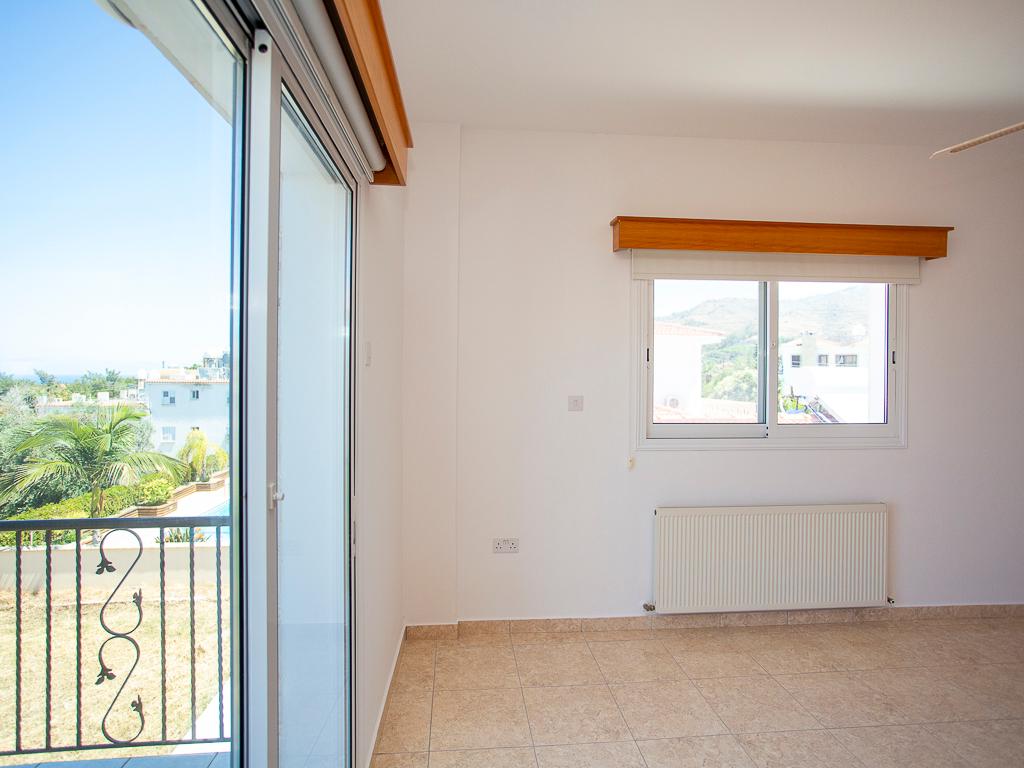 Detached house-Argaka-PR42647