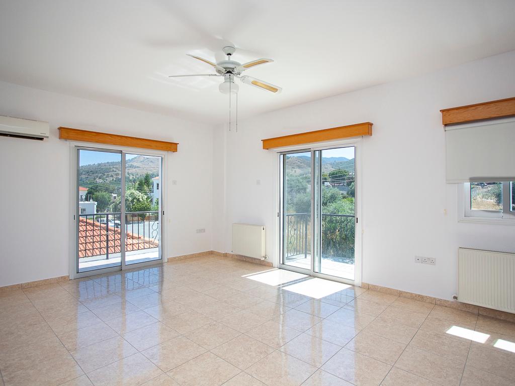 Detached house-Argaka-PR42647