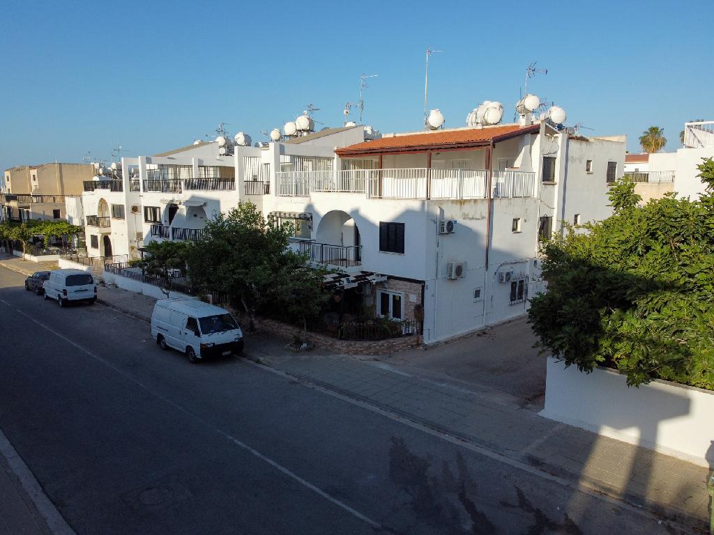Flat-Paralimni-PR42539