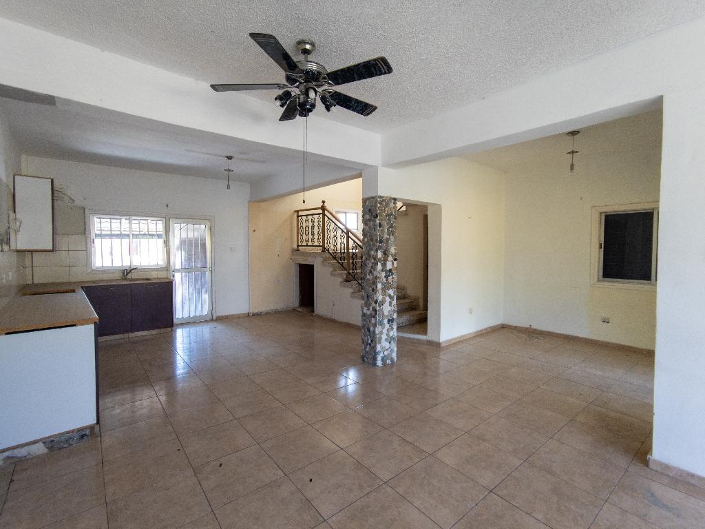 Semidetached house-Timi-PR33431