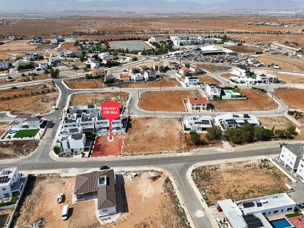 Plot - Kokkinotrimithia, Nicosia