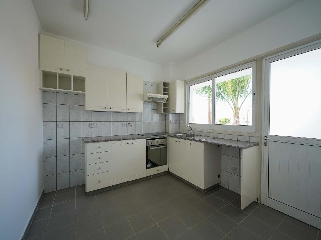 Flat-Lakatameia-PR40888