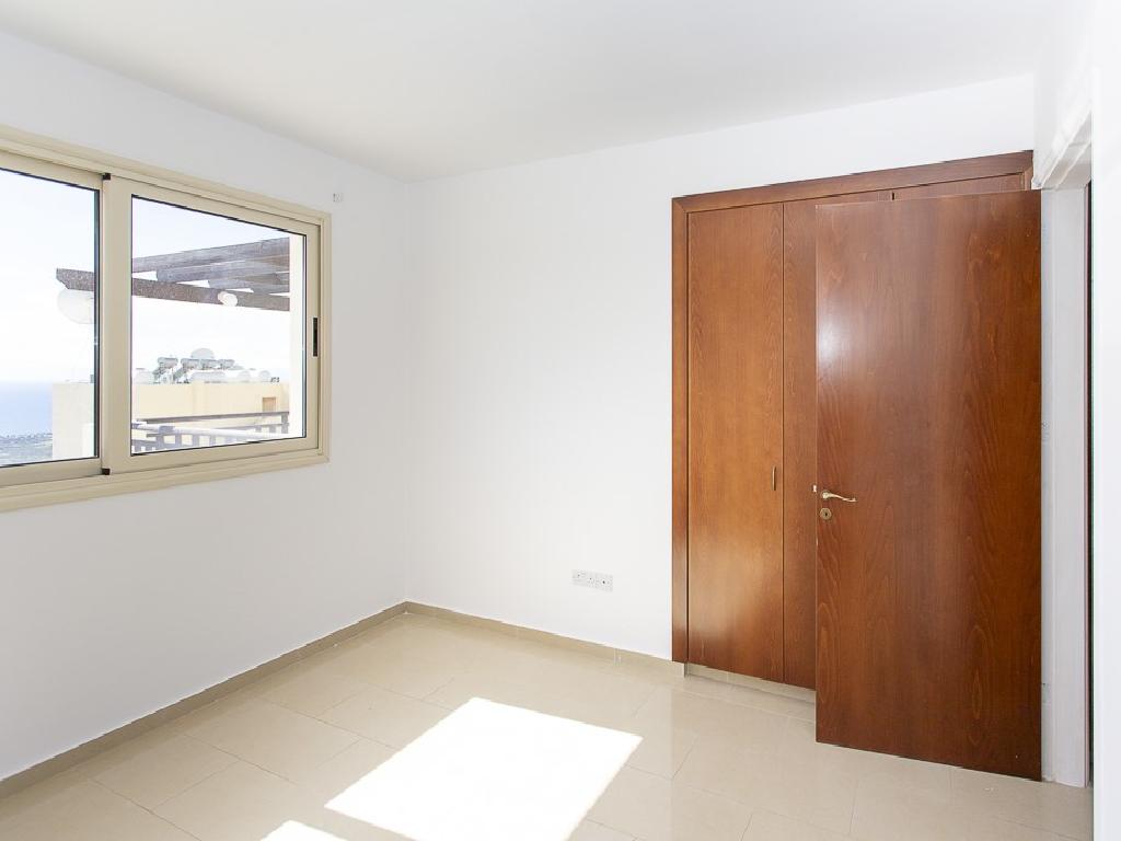 Flat-Pegeia-PR41686