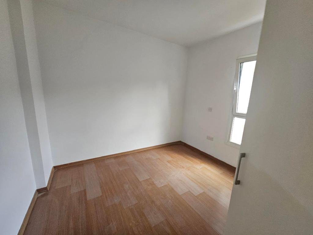 Flat-Pegeia-PR41750