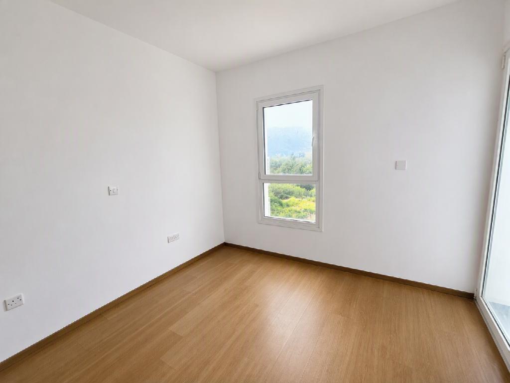 Flat-Pegeia-PR41750