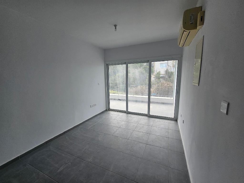 Flat-Pegeia-PR41750