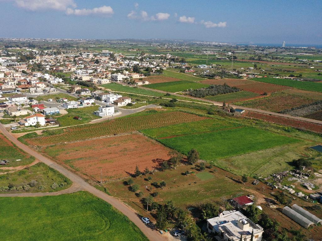 Field (Share) - Liopetri, Famagusta