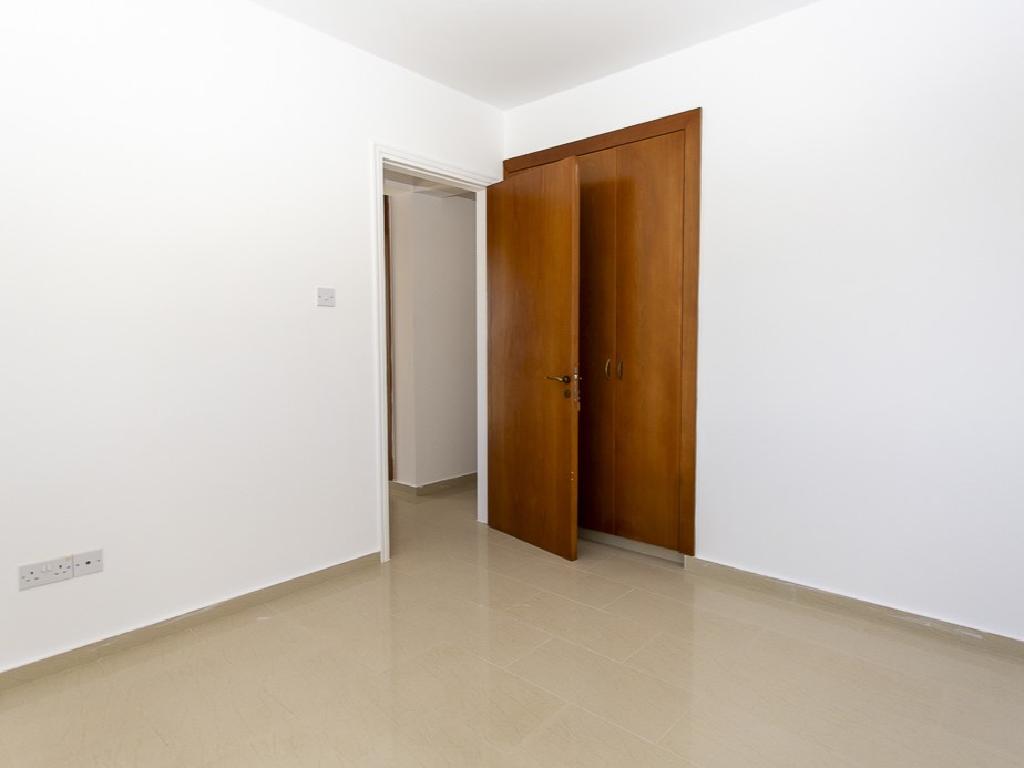 Flat-Pegeia-PR41687