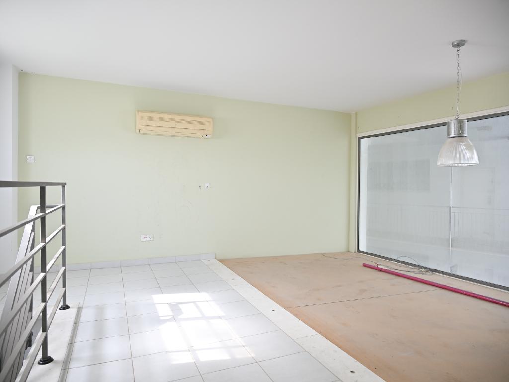 Commercial building-Voroklini-CP10228