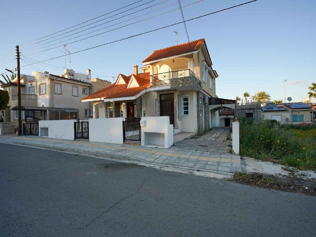 Semidetached house-Lakatameia-PR44613