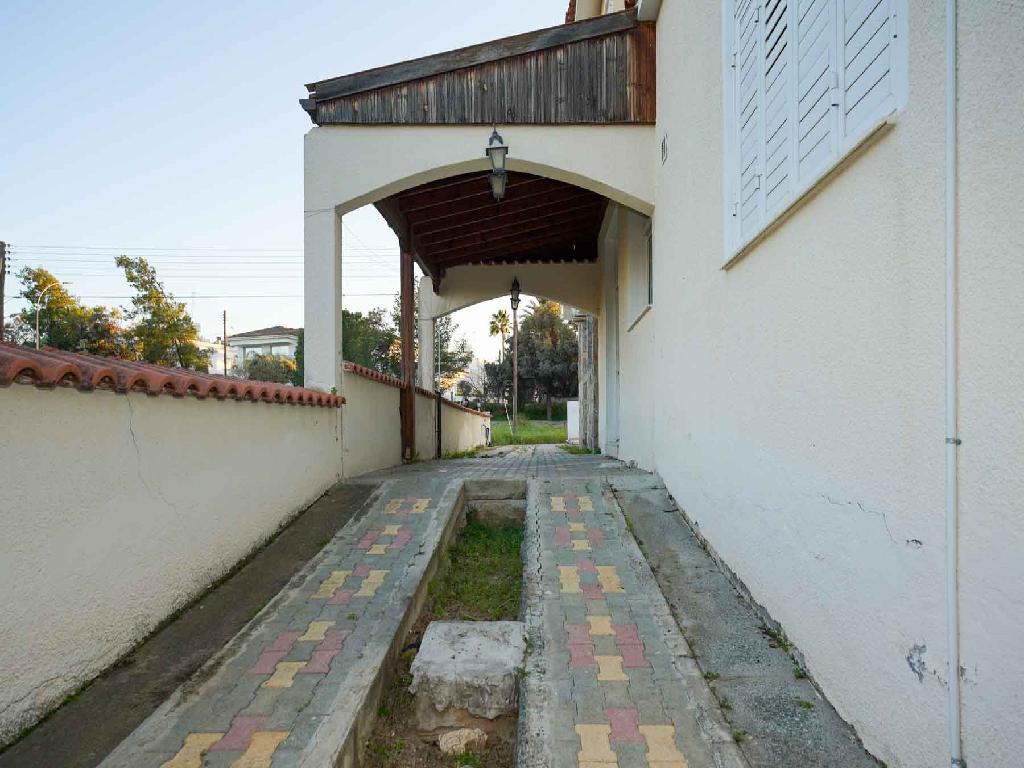 Semidetached house-Lakatameia-PR44613