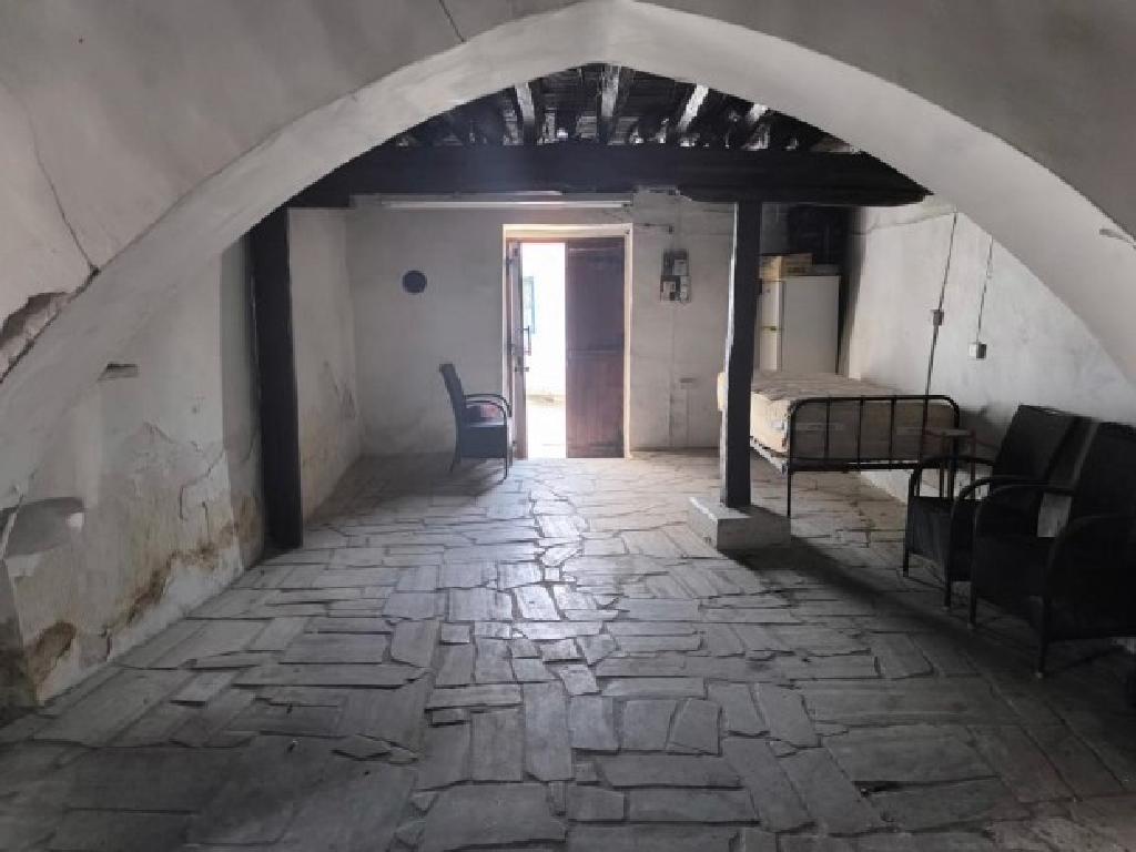 Two storey house - Lythrodontas, Nicosia