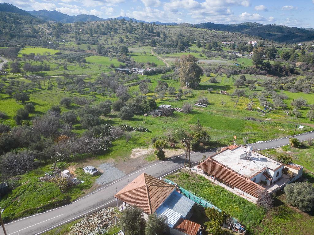 Field (Share) - Kalo Chorio (Oreinis), Nicosia