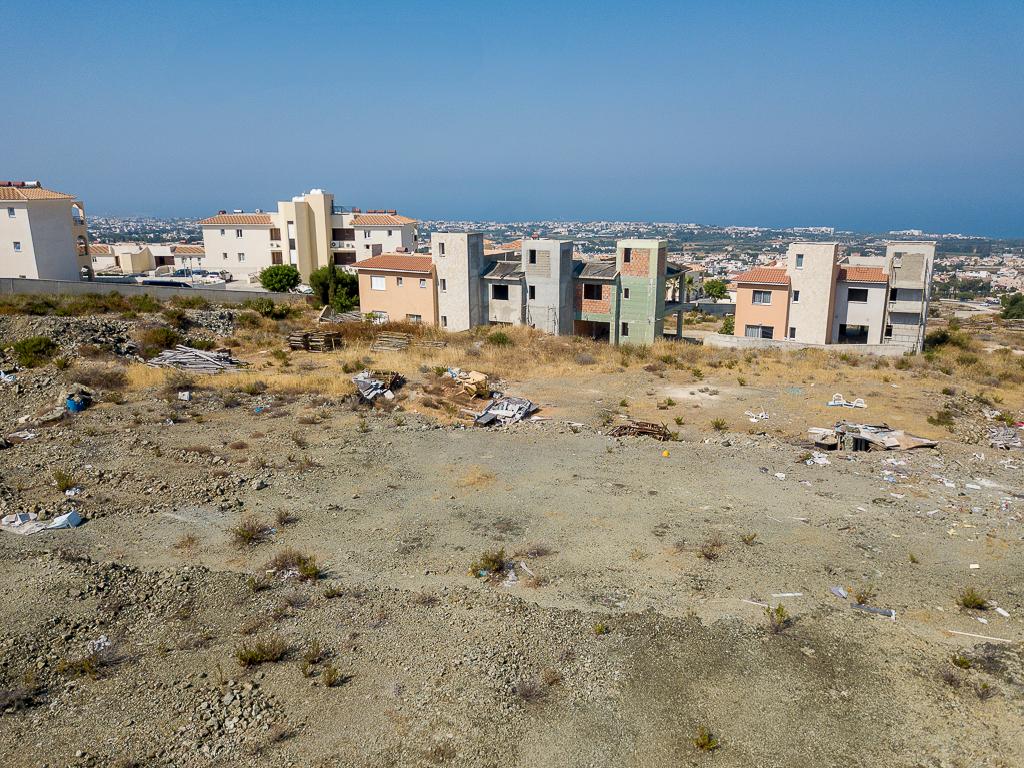 Ημιτελής Ανάπτυξη - Τρεμιθούσα, Πάφος