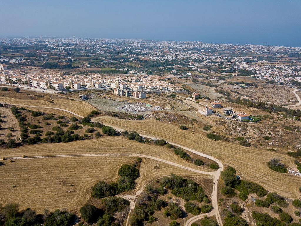 Ημιτελής Ανάπτυξη - Τρεμιθούσα, Πάφος