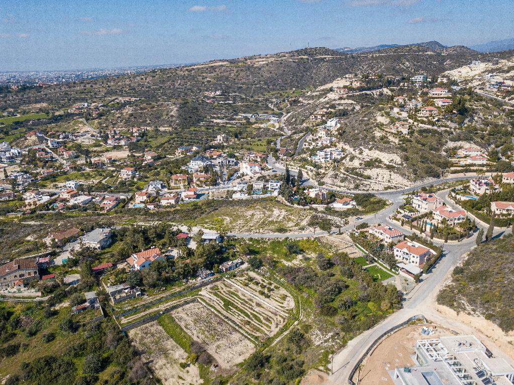 Field-Agios Tychon-PR10869