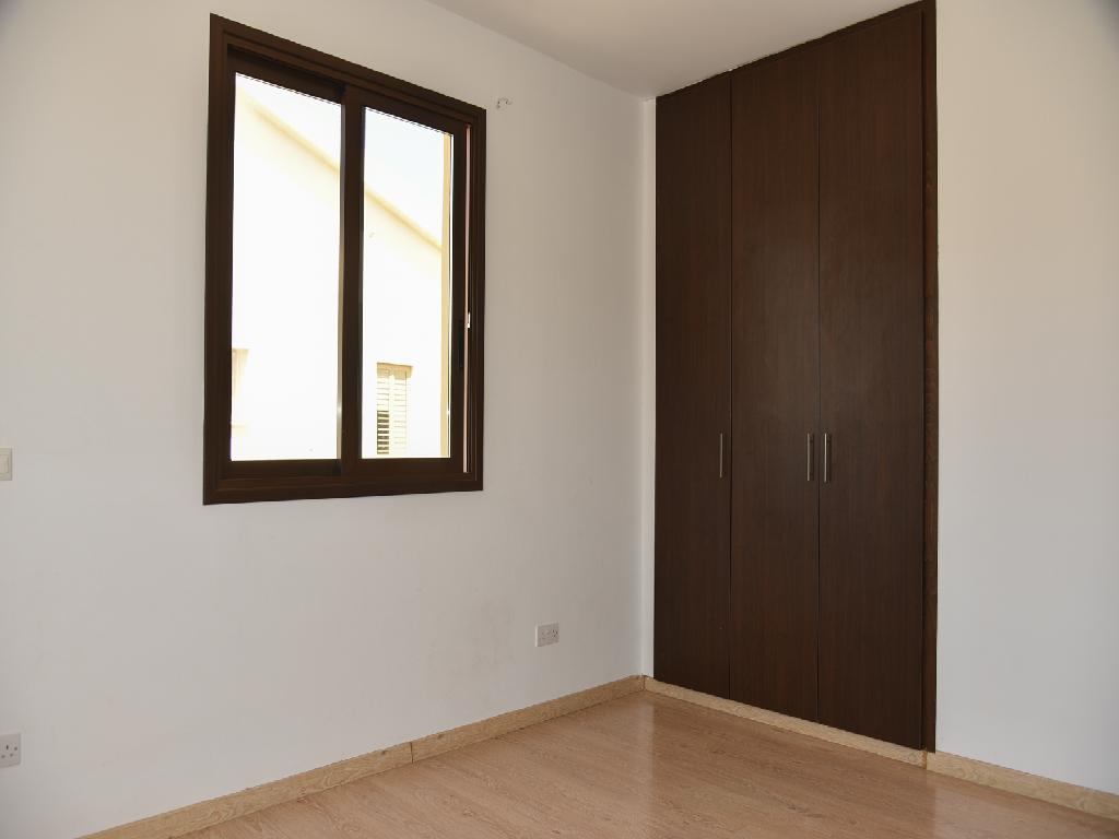 Detached house-Agia Anna-PR43245